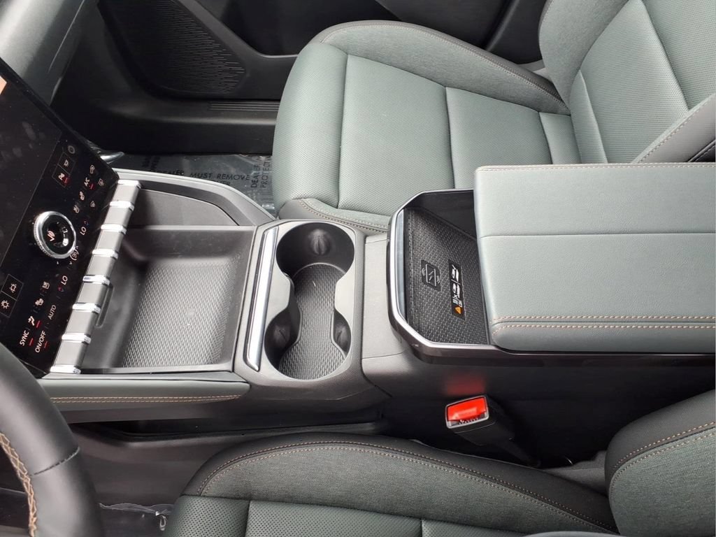 Used 2026 GMC Terrain AT4 w/ Convenience Package III AWD/4WD image 14