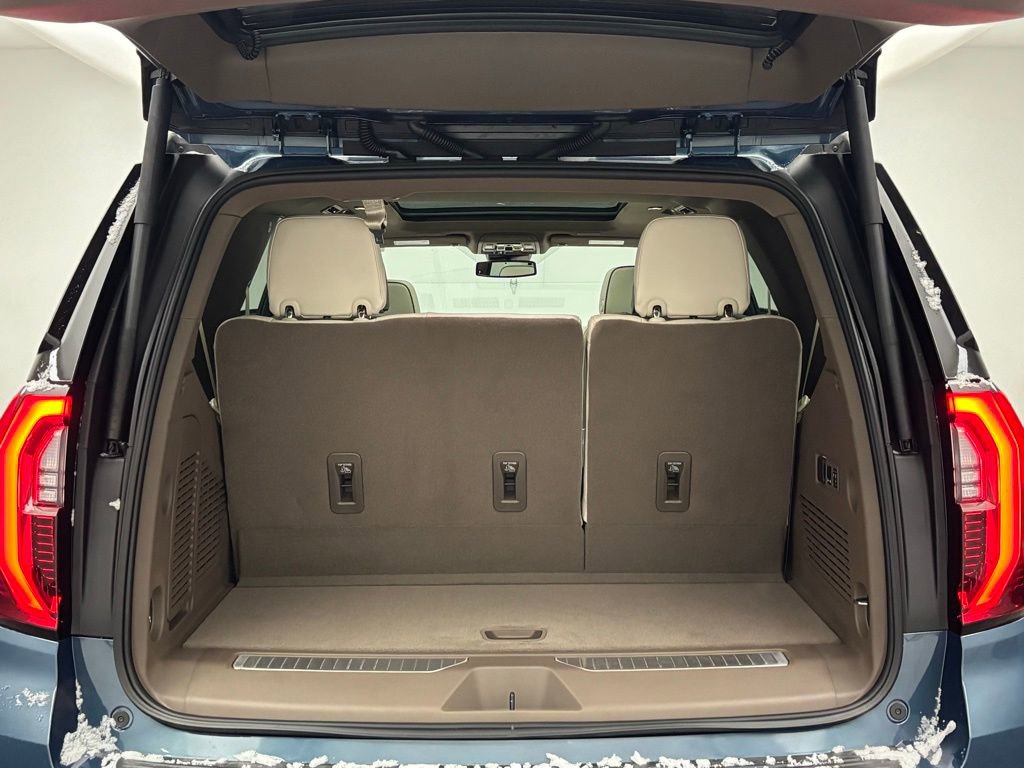 New 2026 GMC Yukon Denali w/ Sun & Power Step Package image 10