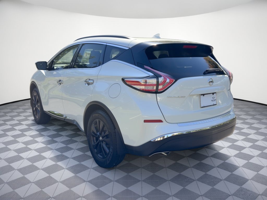 Used 2018 Nissan Murano SV w/ Premium Package FWD image 3