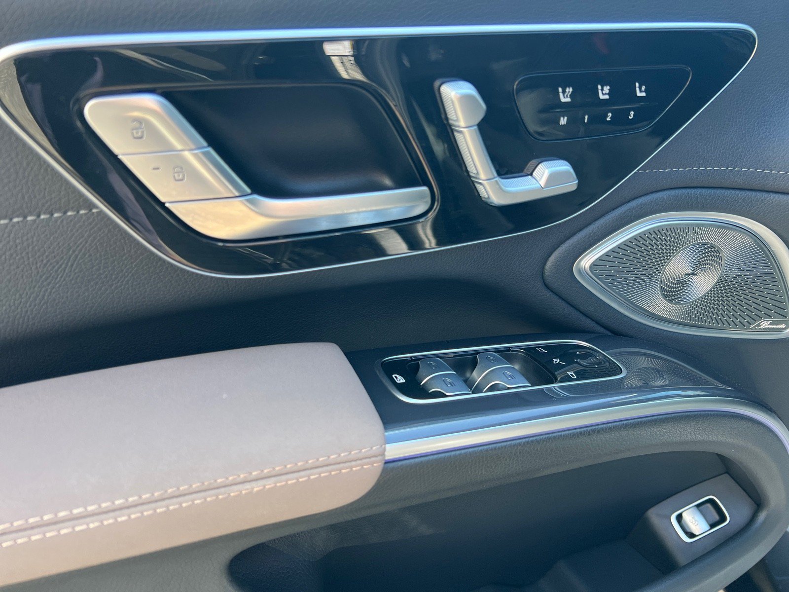 Certified 2023 Mercedes-Benz EQS 450+ 4MATIC Sedan image 14