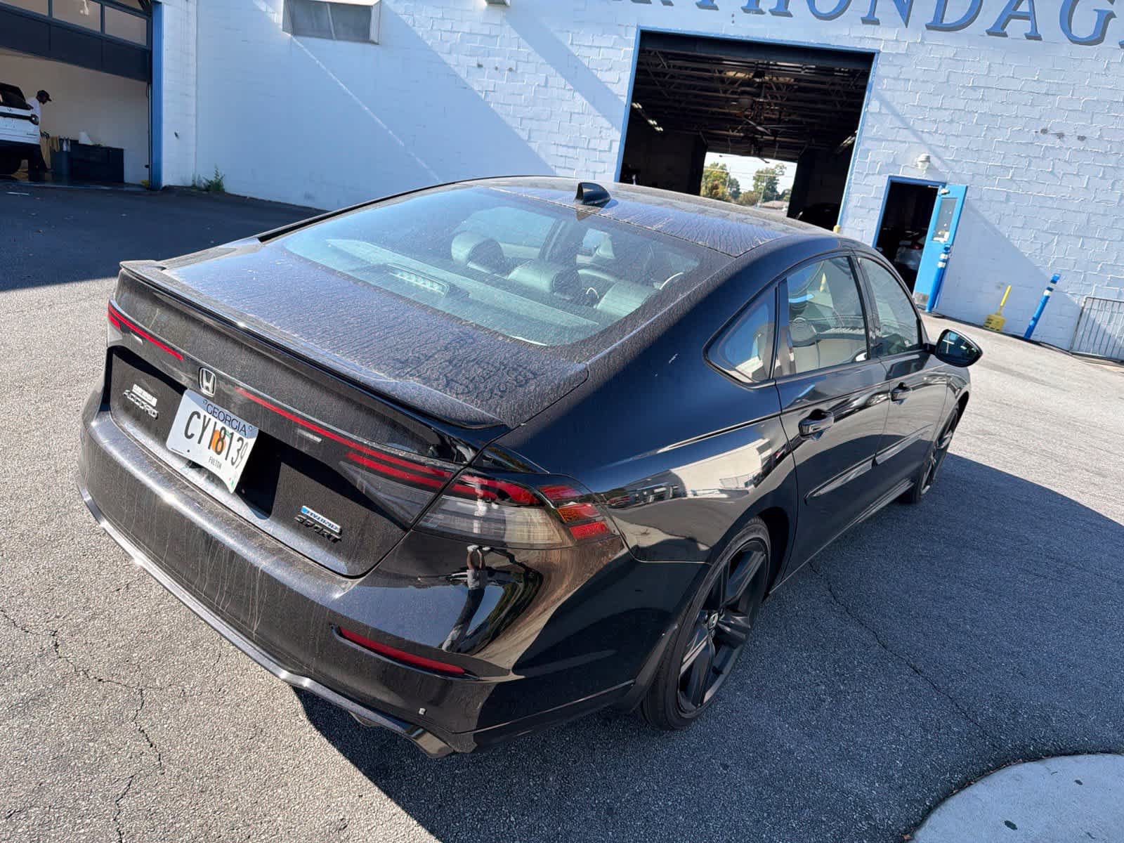 Used 2024 Honda Accord Sport image 11