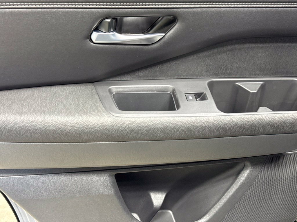 New 2026 Nissan Pathfinder Platinum AWD/4WD image 21