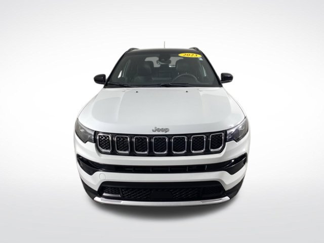 Used 2023 Jeep Compass Limited w/ Elite Group AWD/4WD image 14
