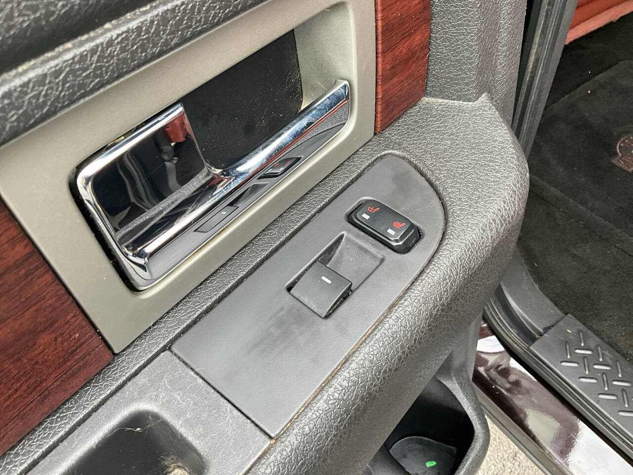 Used 2014 Ford F150 King Ranch w/ King Ranch Luxury Package image 28