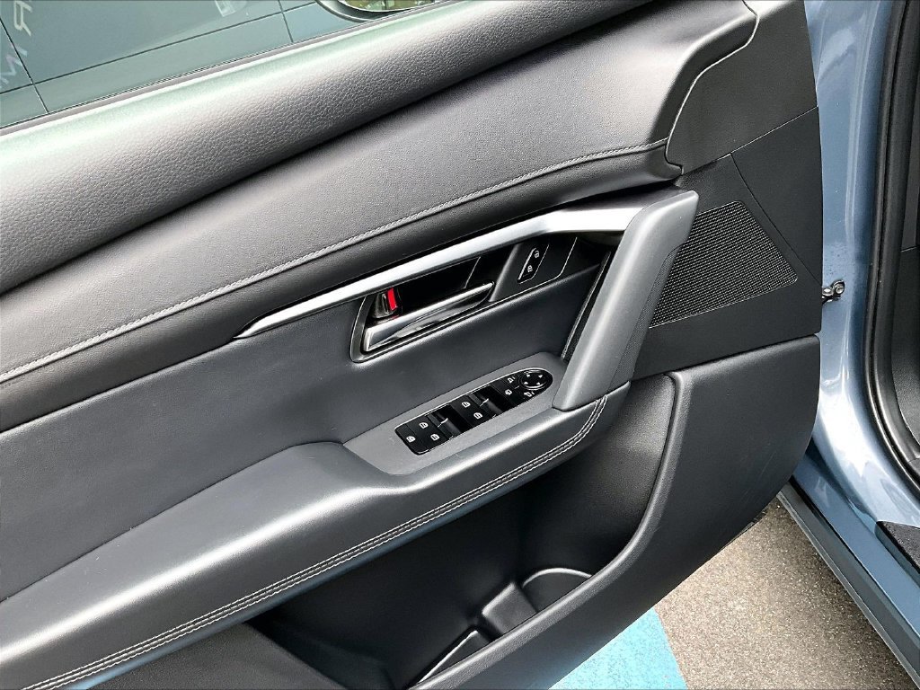 Used 2026 MAZDA CX-5 2.5 S w/ Premium Package AWD/4WD image 9