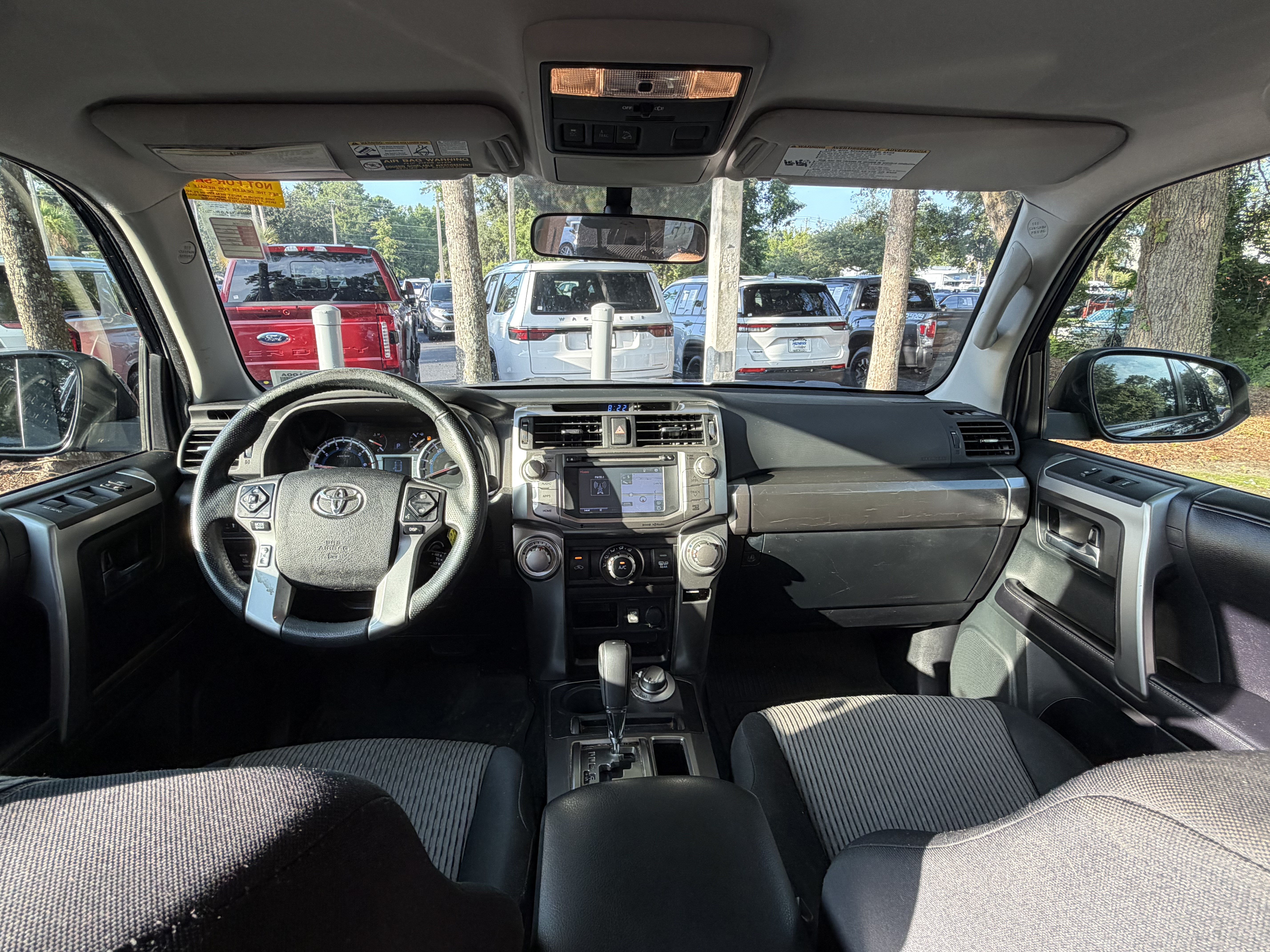 Used 2016 Toyota 4Runner SR5 AWD/4WD image 36