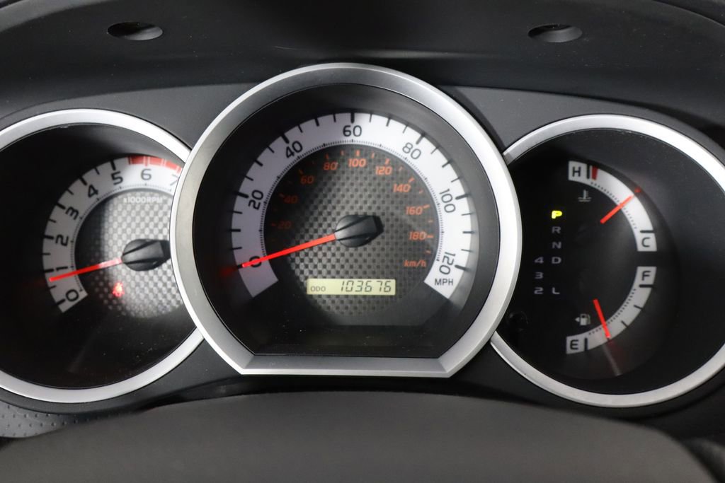 Used 2014 Toyota Tacoma PreRunner w/ Convenience Package RWD image 11