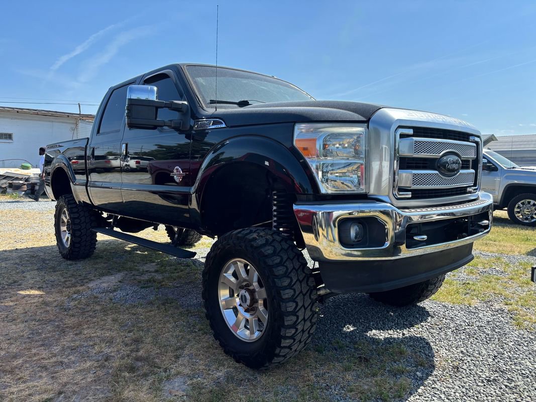Used 2016 Ford F250 Platinum w/ FX4 Off-Road Package AWD/4WD image 13