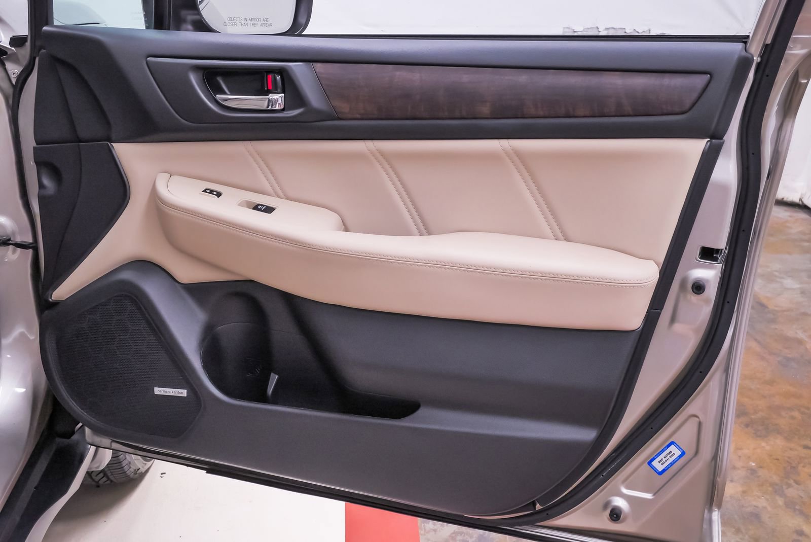 Used 2018 Subaru Outback 3.6R Limited image 27