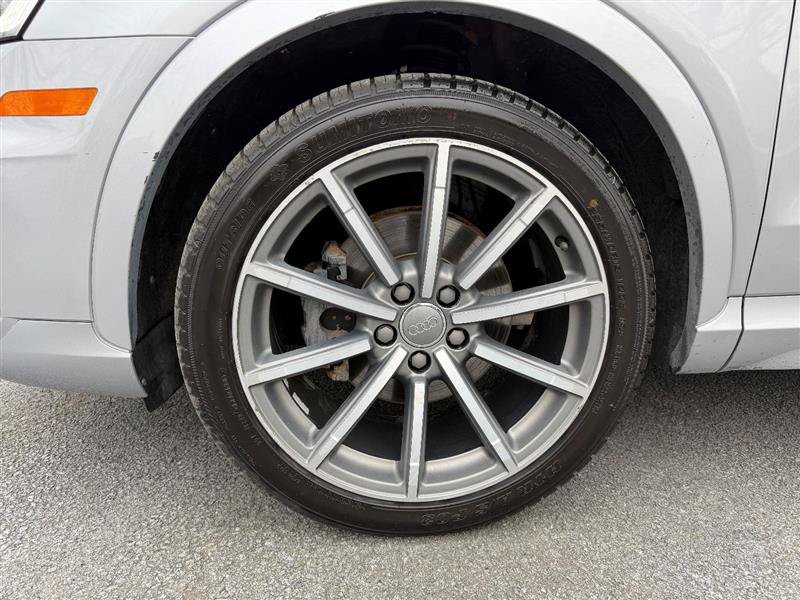 Used 2018 Audi Q3 2.0T Premium Plus w/ Premium Plus Package AWD/4WD image 16
