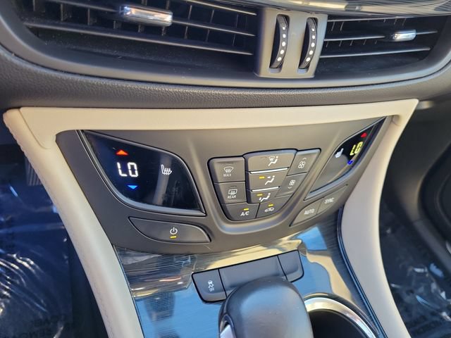 Used 2017 Buick Envision Preferred AWD/4WD image 31
