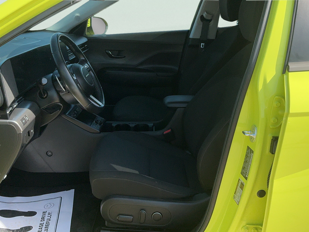 Used 2024 Hyundai Kona SEL FWD image 18