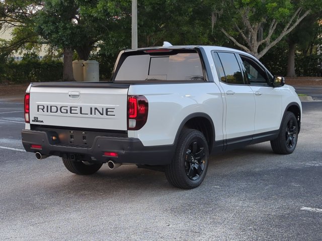 Used 2025 Honda Ridgeline Black Edition image 5
