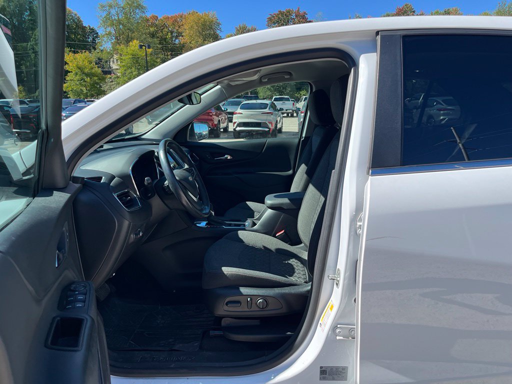 Used 2022 Chevrolet Equinox LT FWD image 17
