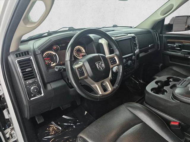 Used 2017 RAM 1500 Laramie AWD/4WD image 10