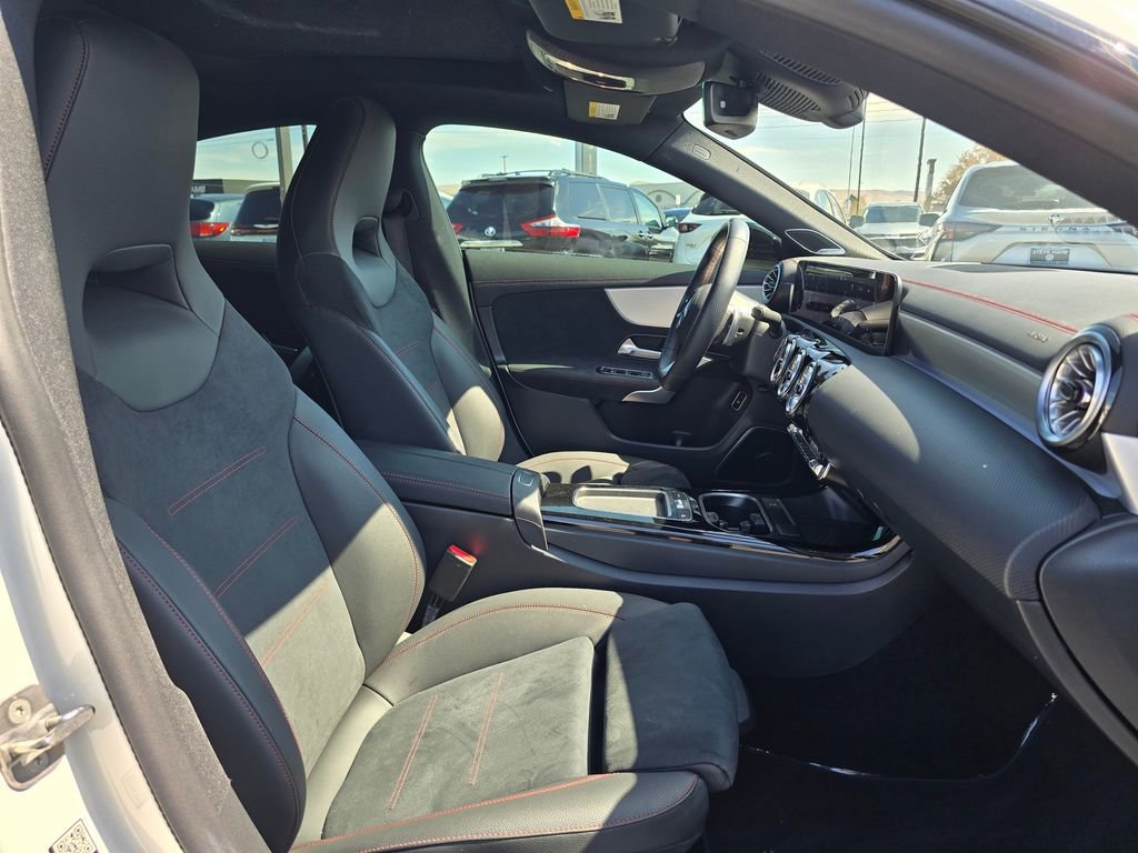Used 2024 Mercedes-Benz CLA 250 4MATIC w/ AMG Night Package image 12