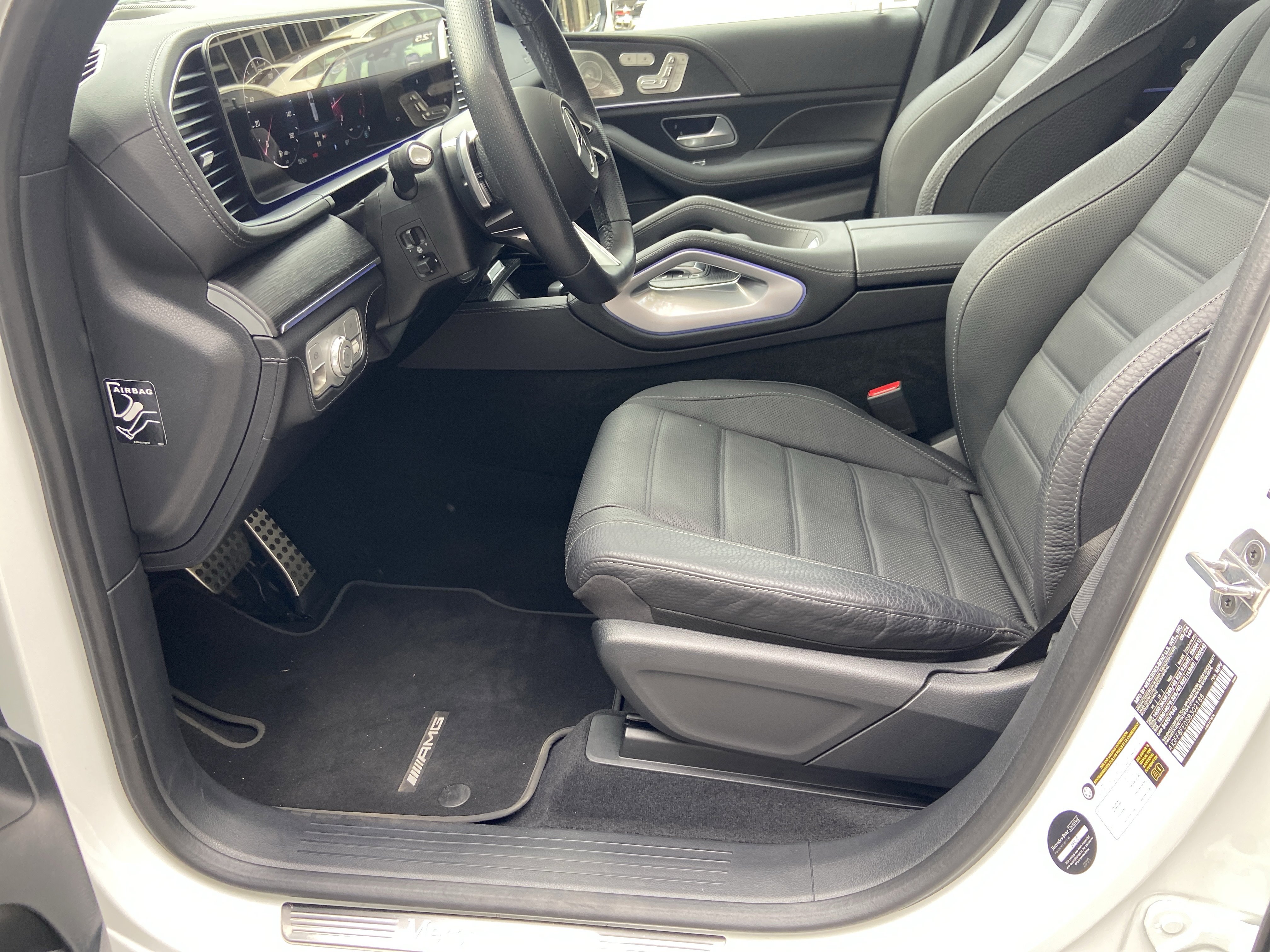 Certified 2025 Mercedes-Benz GLS 580 4MATIC image 22