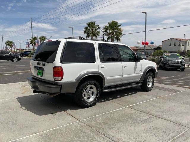 Used 2000 Ford Explorer XLT AWD/4WD image 9