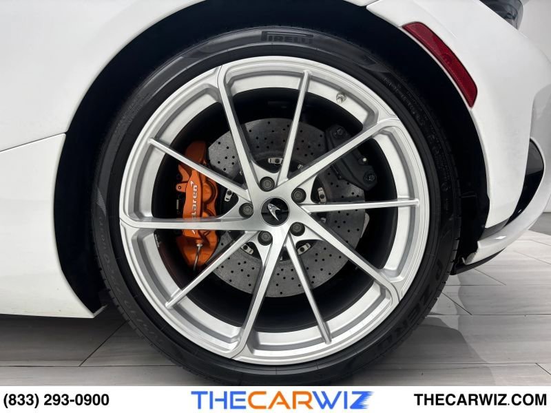 Used 2024 McLaren 750S Spider RWD image 24
