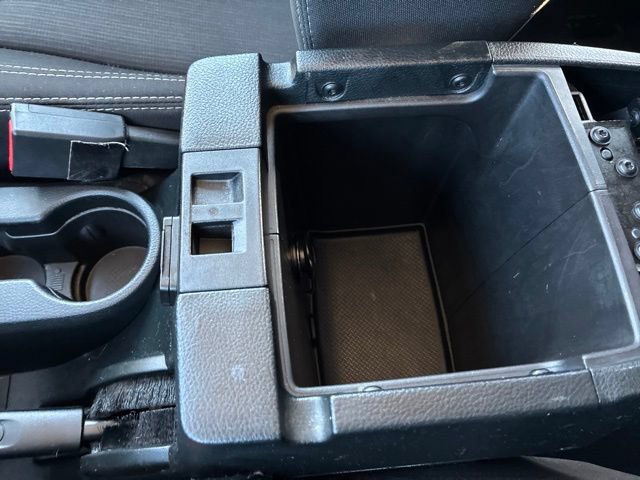 Used 2018 Jeep Wrangler Unlimited Rubicon AWD/4WD image 37