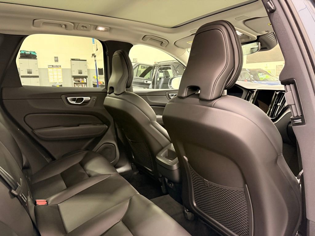 Used 2025 Volvo XC60 B5 Core w/ Climate Package image 25