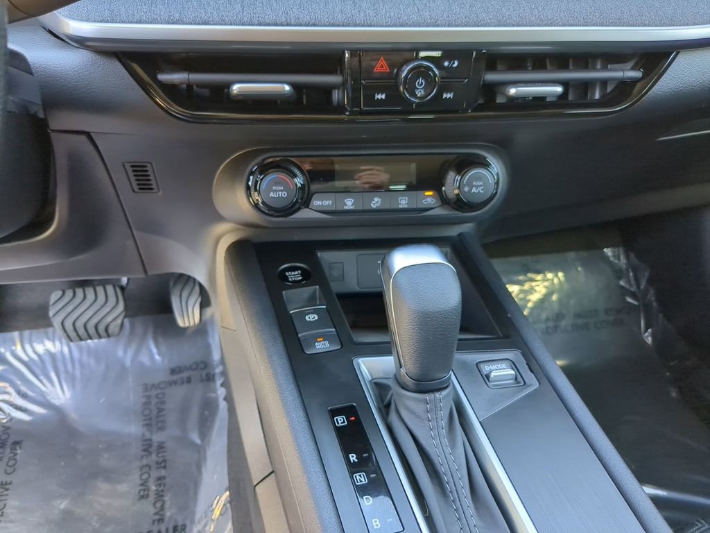 New 2026 Nissan Kicks SV image 22