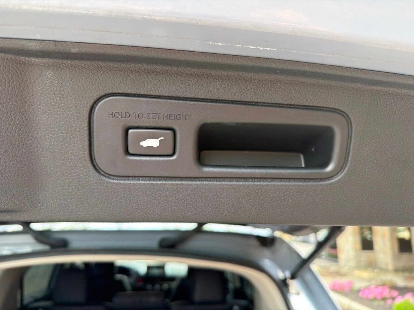 Used 2024 Honda Pilot Touring image 12