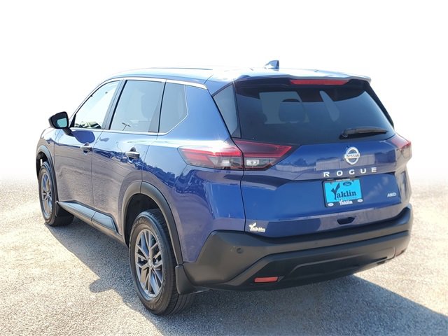 Used 2021 Nissan Rogue S image 3