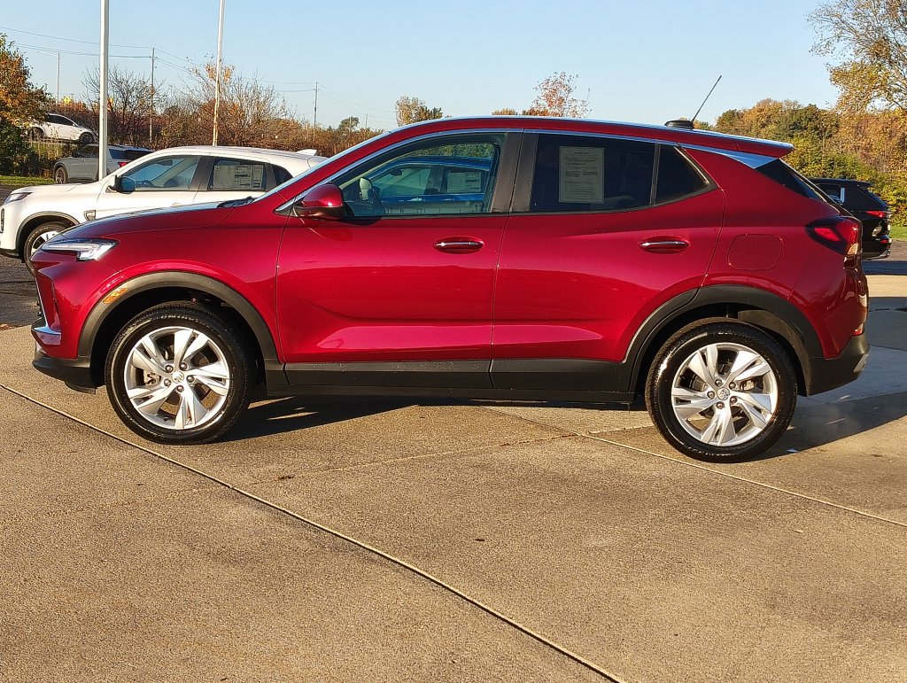 Used 2025 Buick Encore GX Preferred AWD/4WD image 30