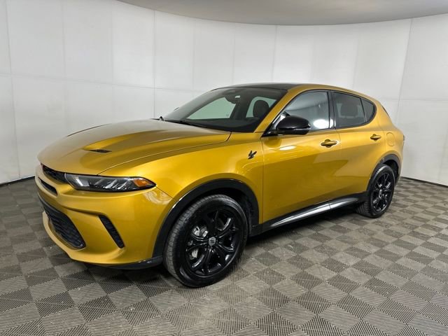 Used 2024 Dodge Hornet R/T Plus w/ R/T Blacktop Package image 7