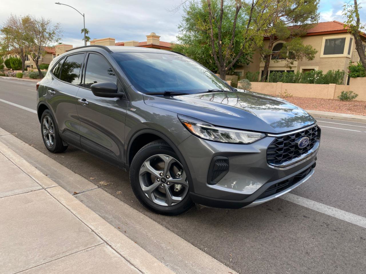 Used 2025 Ford Escape ST-Line w/ Equipment Group 301A FWD image 3