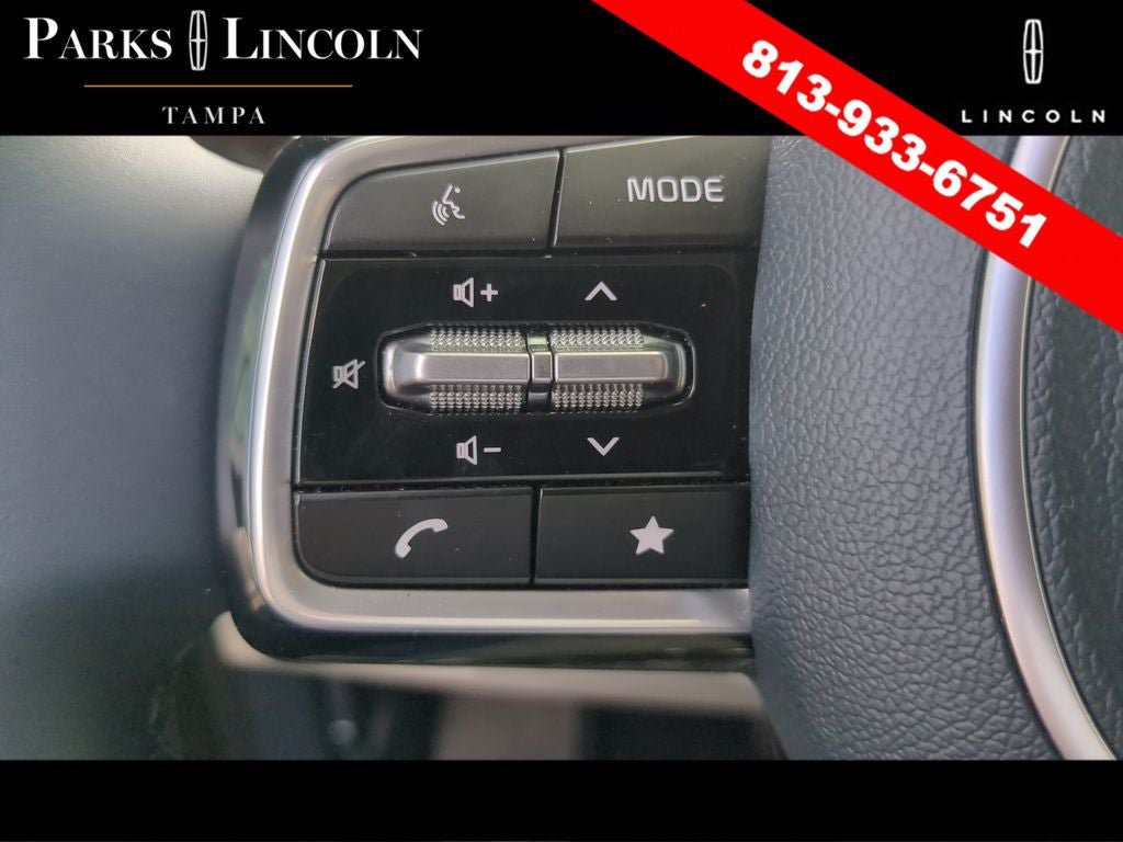 Used 2025 Kia Carnival SX FWD image 30