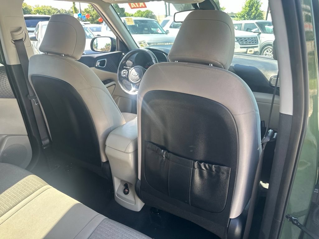 Used 2020 Kia Soul EX FWD image 33