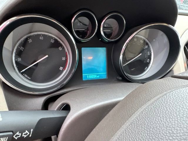 Used 2014 Buick Verano FWD image 11