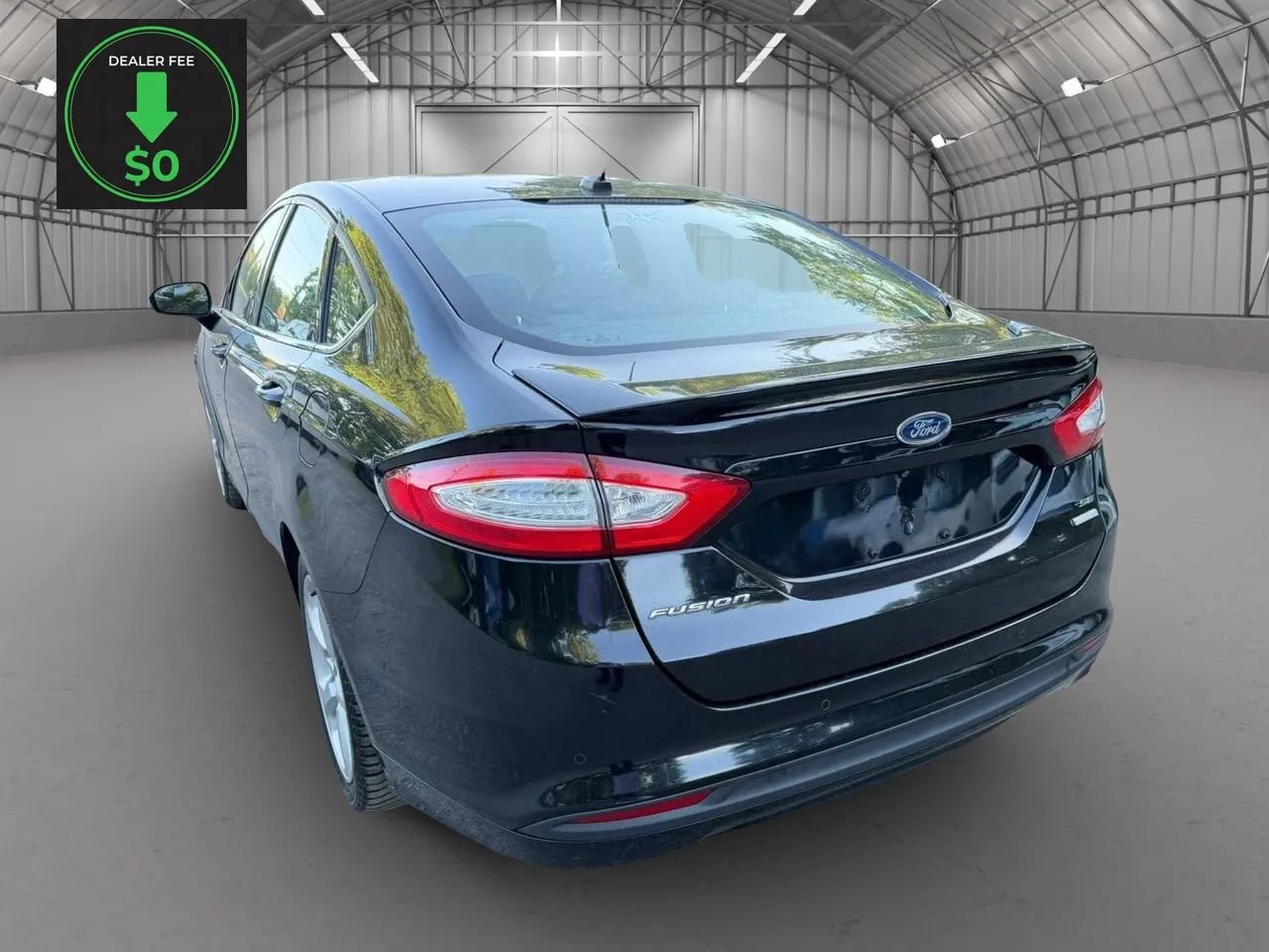Used 2016 Ford Fusion SE FWD image 7