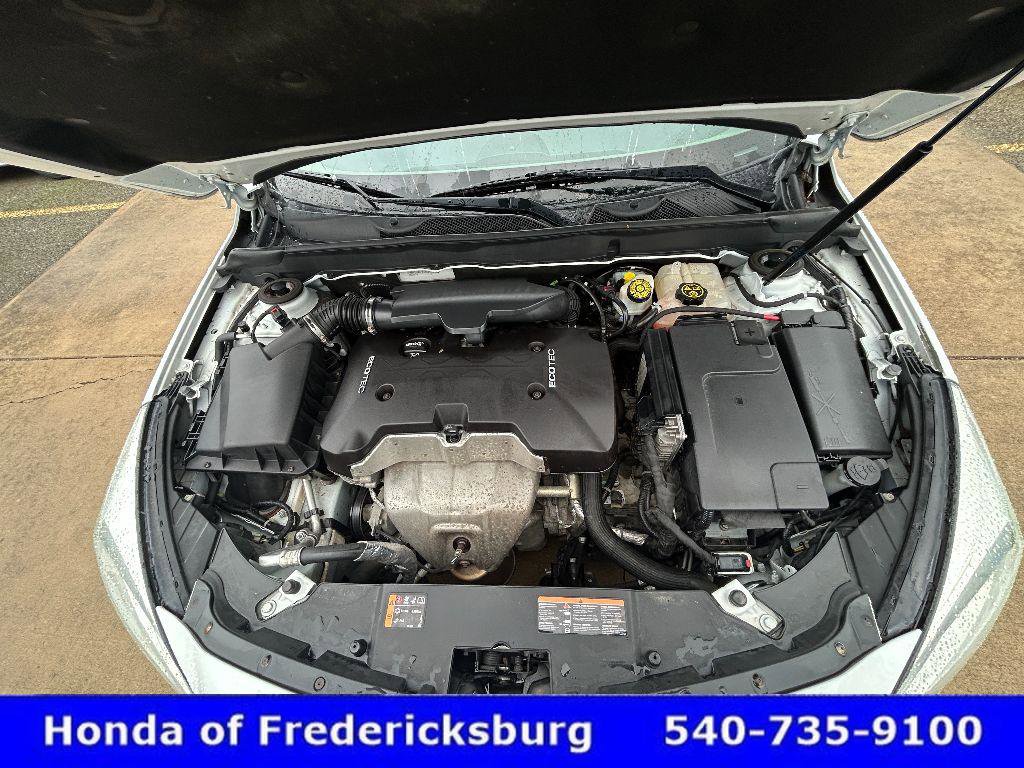 Used 2015 Chevrolet Malibu LS image 9