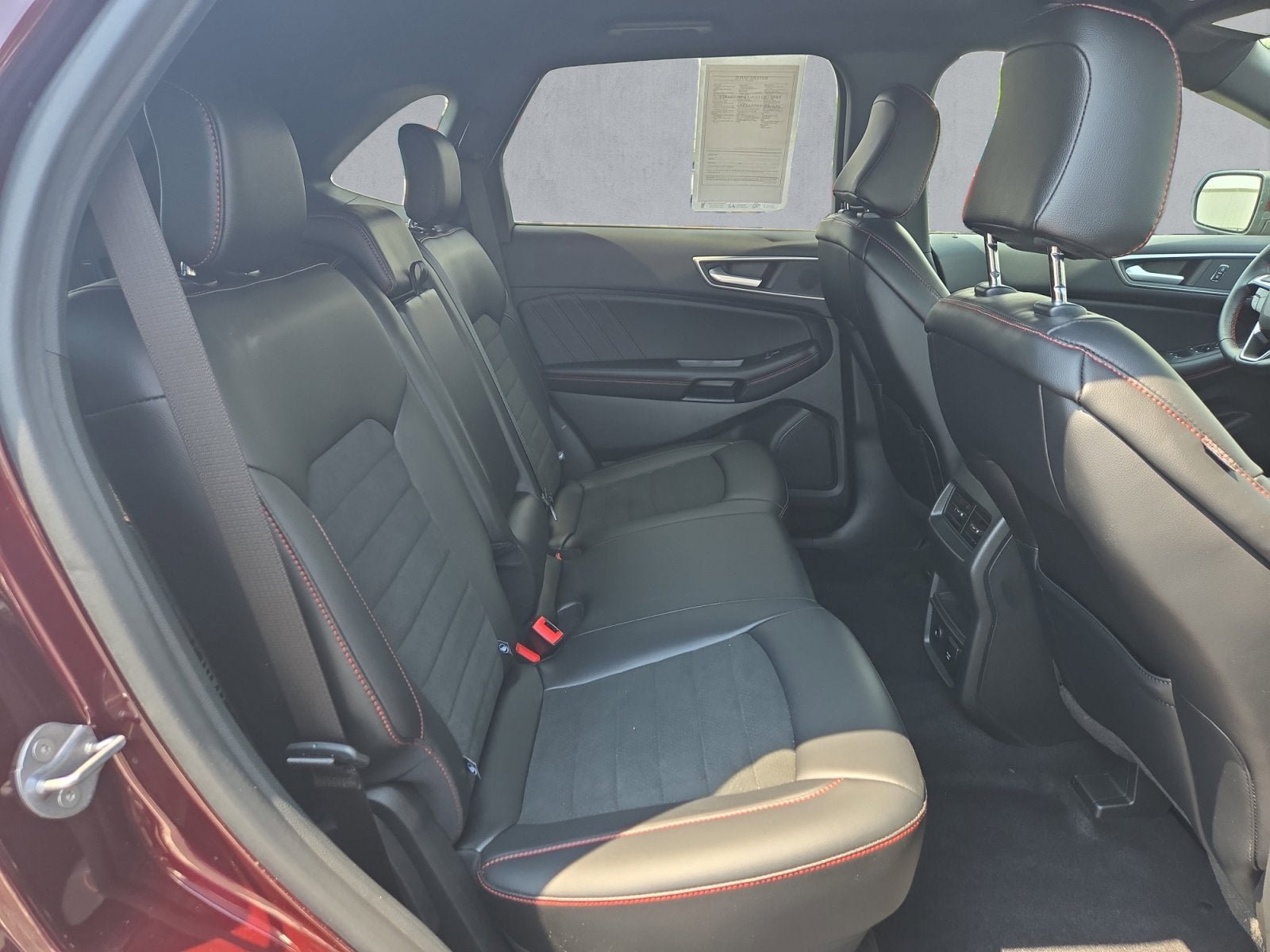 Used 2023 Ford Edge ST-Line AWD/4WD image 24