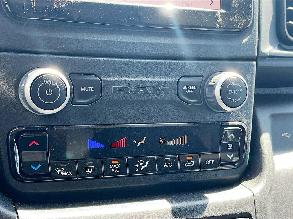 Used 2022 RAM ProMaster 2500 w/ Interior LED Lighting Group image 15