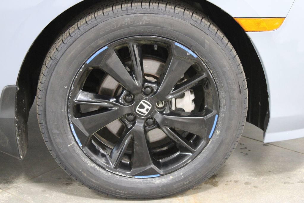 Used 2023 Honda Odyssey Sport image 13