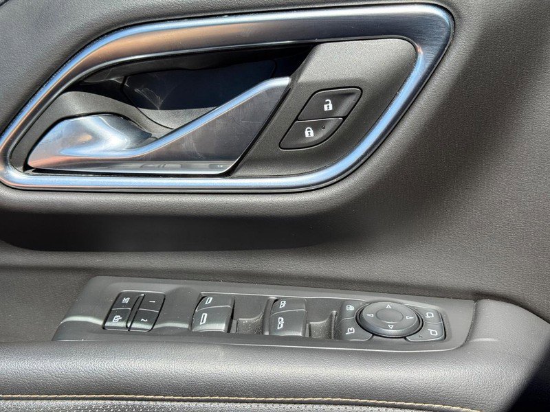 Used 2021 GMC Yukon XL AT4 w/ Rear Media and Nav Package image 28