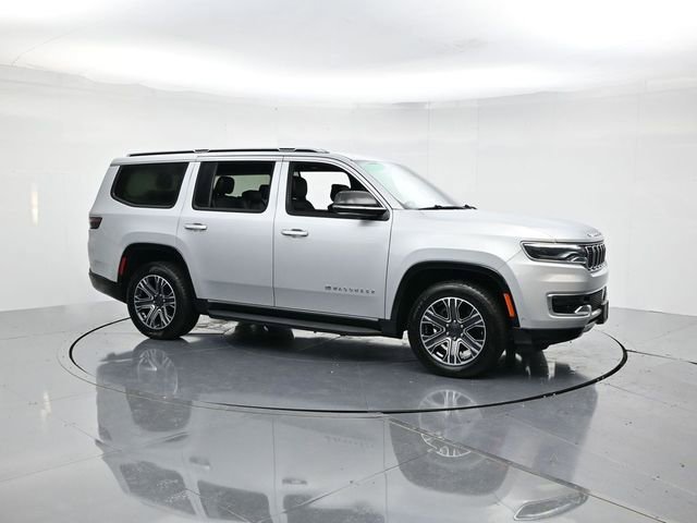 Used 2024 Jeep Wagoneer Series II w/ Flexible Seating Group image 3