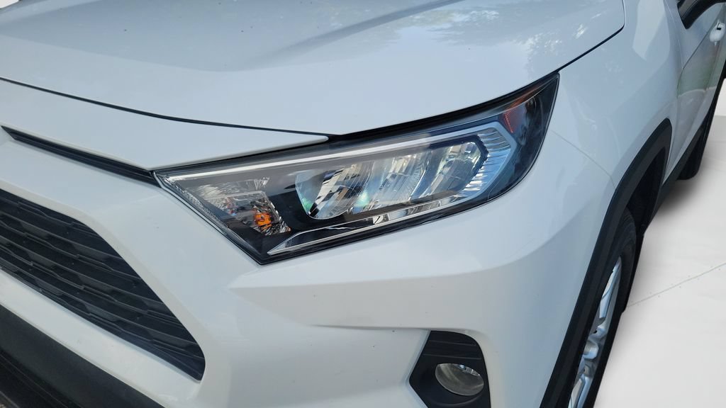 Certified 2020 Toyota RAV4 XLE FWD image 25