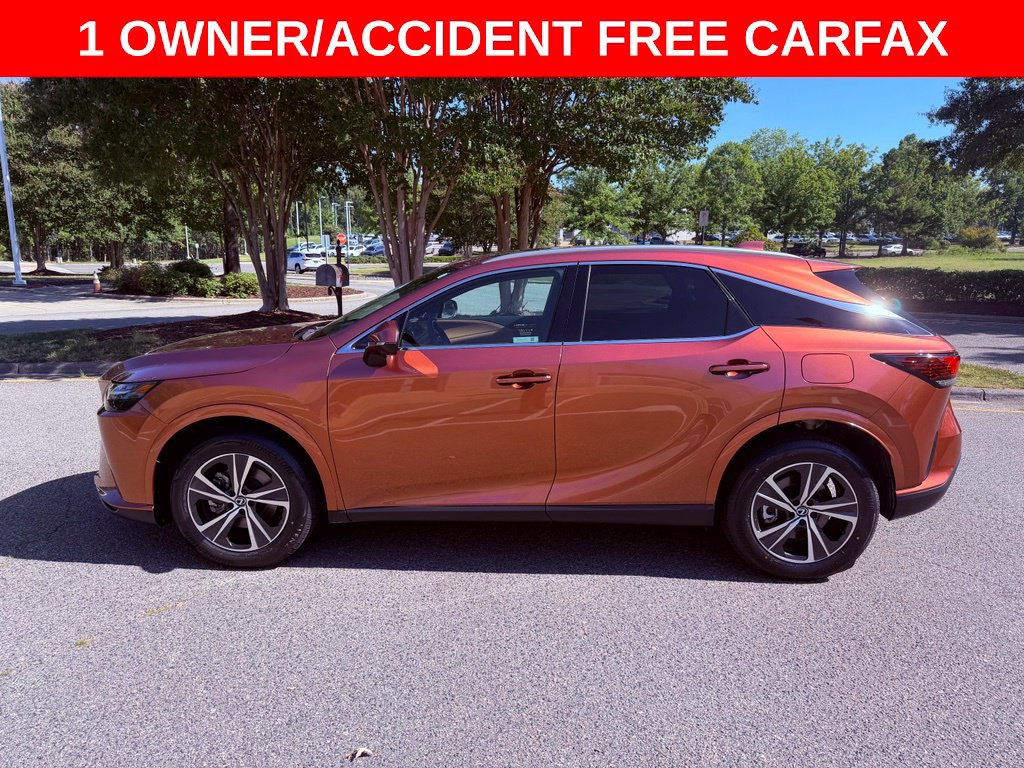 Used 2024 Lexus RX 350 Premium w/ Convenience Package FWD image 5