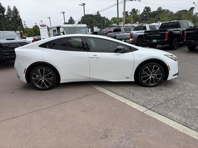 Certified 2023 Toyota Prius XLE AWD/4WD image 9