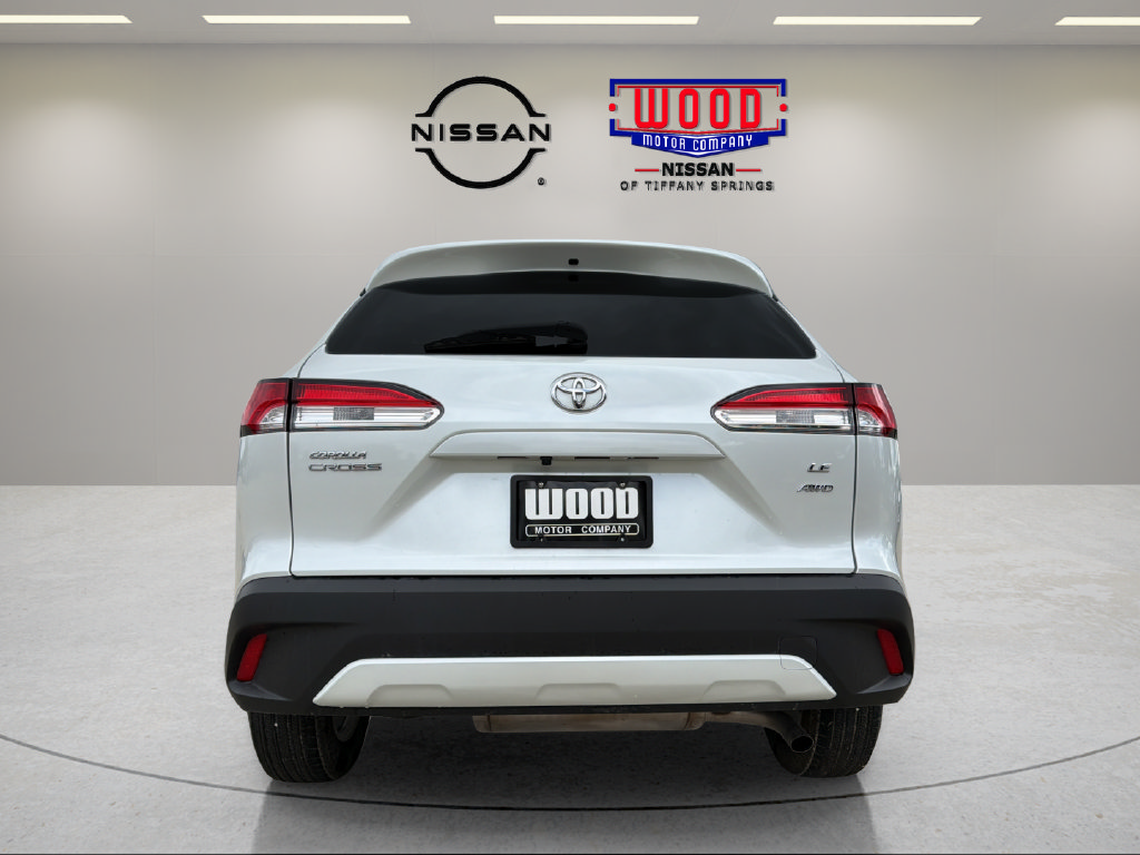 Used 2024 Toyota Corolla Cross LE w/ Moonroof Package AWD/4WD image 3