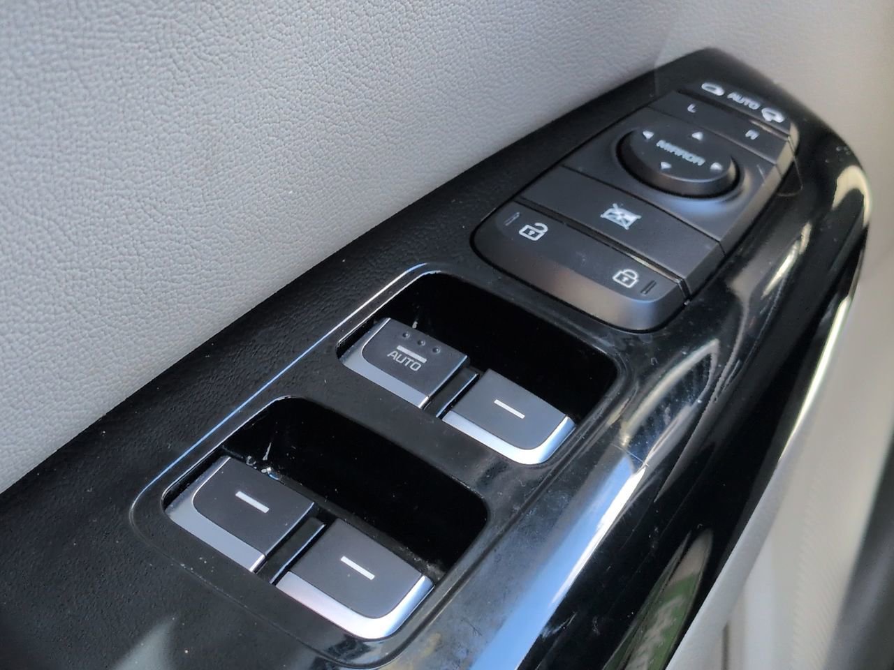 Used 2018 Kia Sportage EX FWD image 24