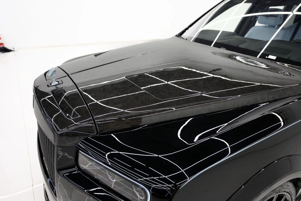 Used 2025 Rolls-Royce Cullinan image 14