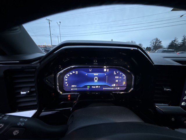 Certified 2022 Chevrolet Silverado 1500 LTZ w/ LTZ Premium Package image 10