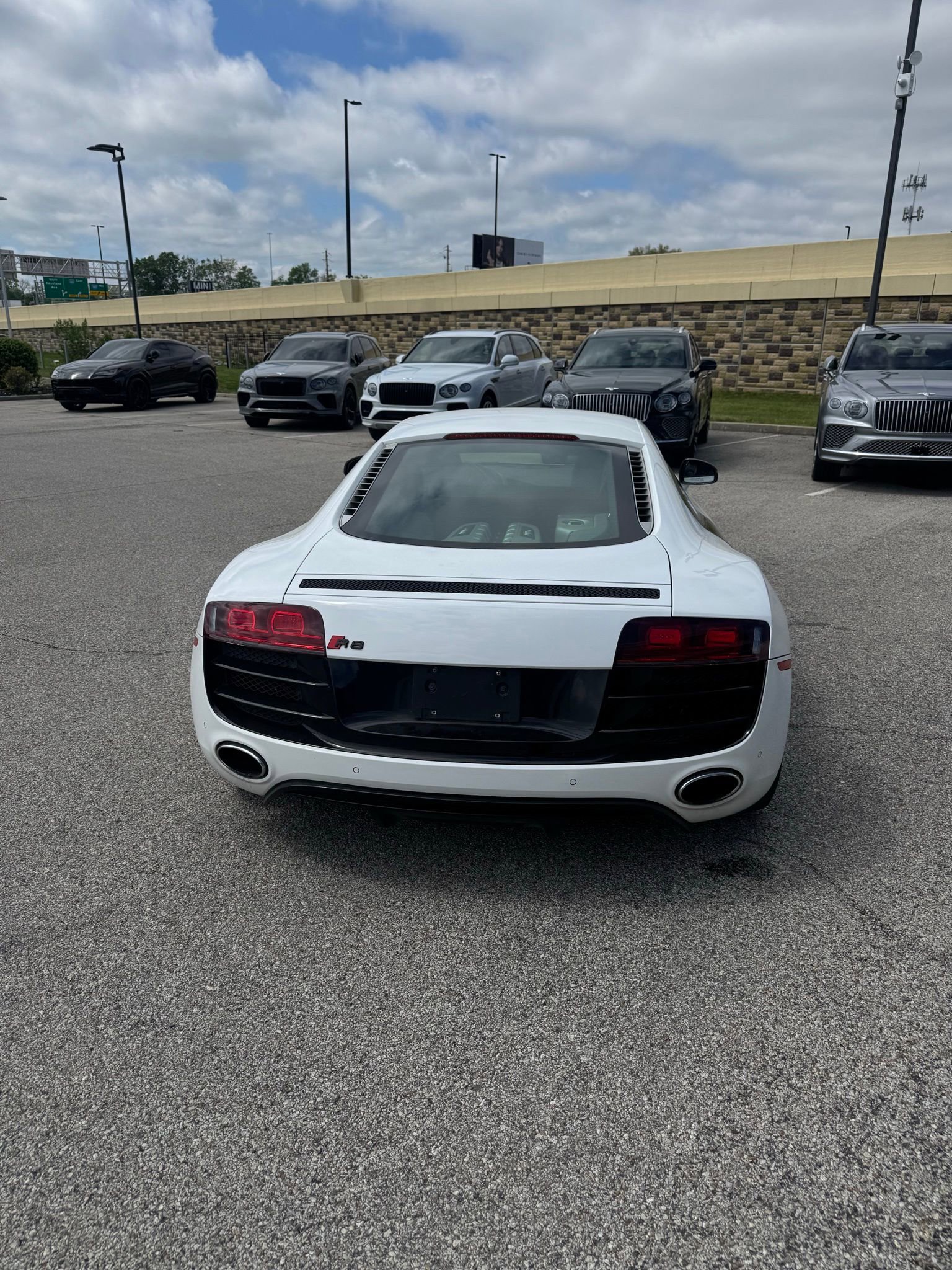 Used 2012 Audi R8 V10 AWD/4WD image 7