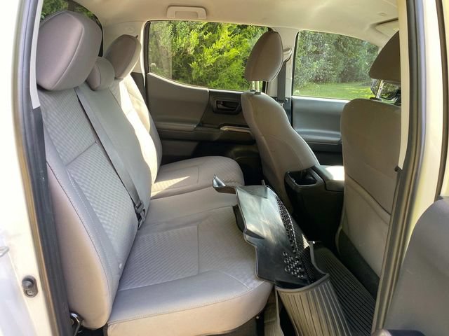 Used 2023 Toyota Tacoma SR5 w/ Technology Package RWD image 33